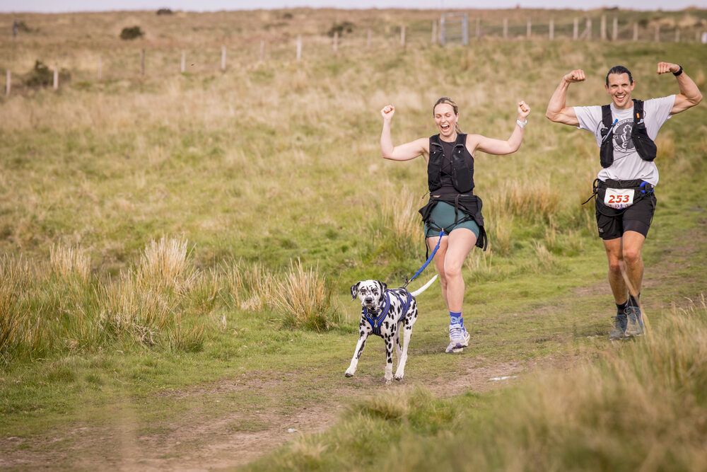 Rob, Yvette and Blu canicross running